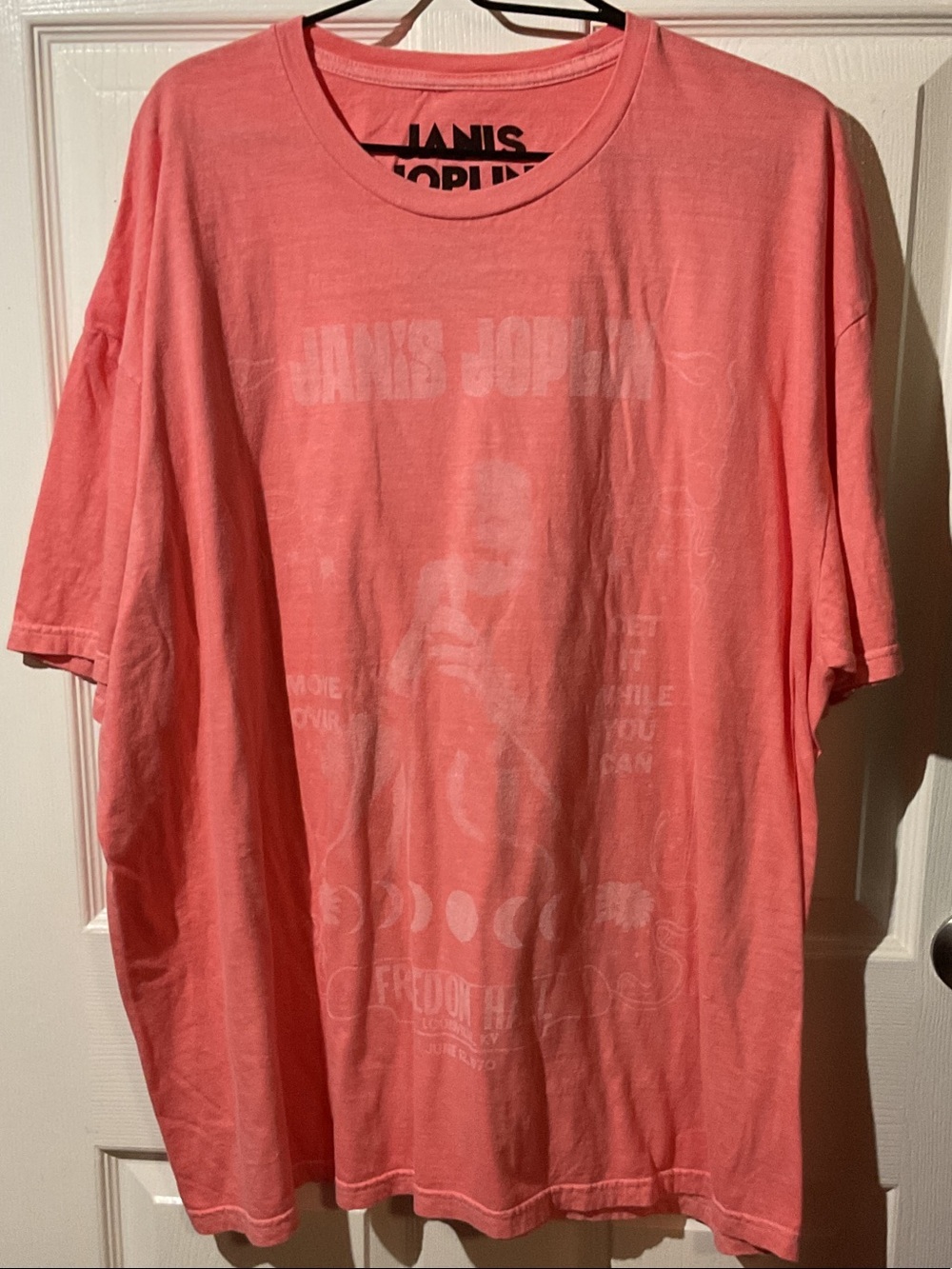 NWT Janis Joplin Coral Pink Graphic Short Sleeve Tee